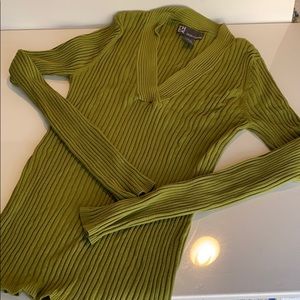 Chelsea & Theodore Rib knit V-Neck Sweater